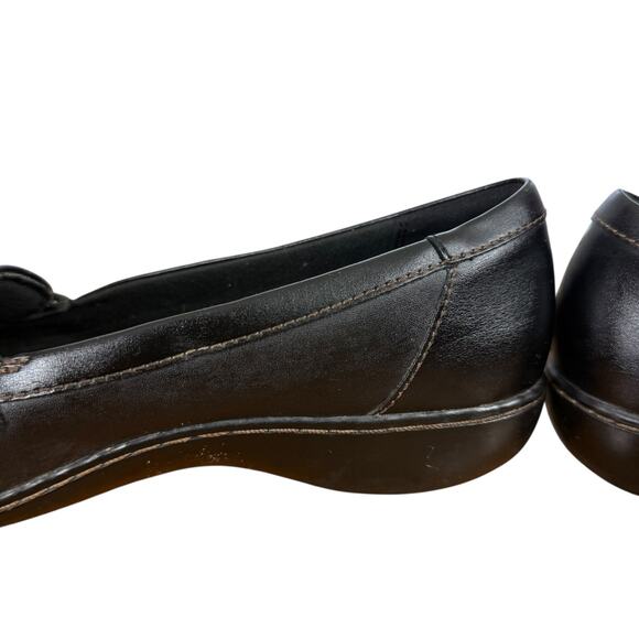 Clarks Ashland Bubble Slip On Black Leather Women Tassel Loafer Comfort Shoes 11 - Picture 4 of 15